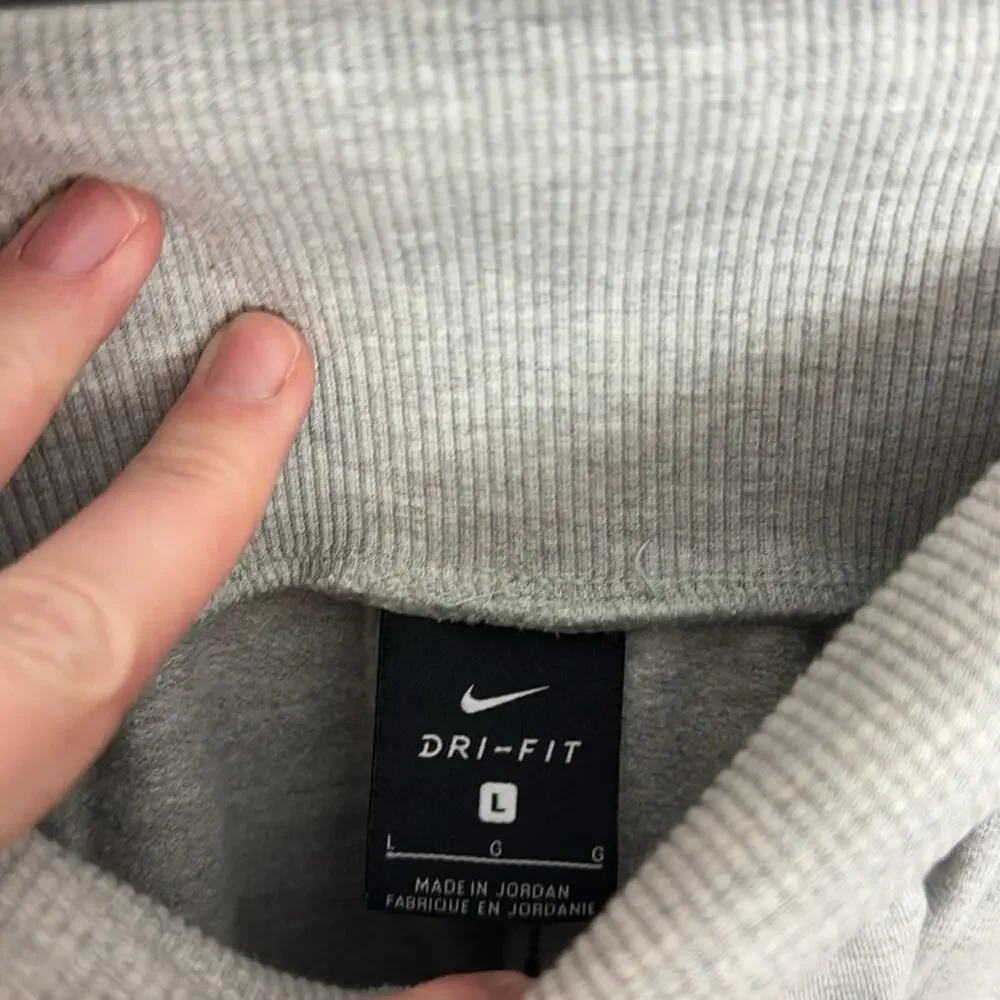 Nike Joggers - Women's Large